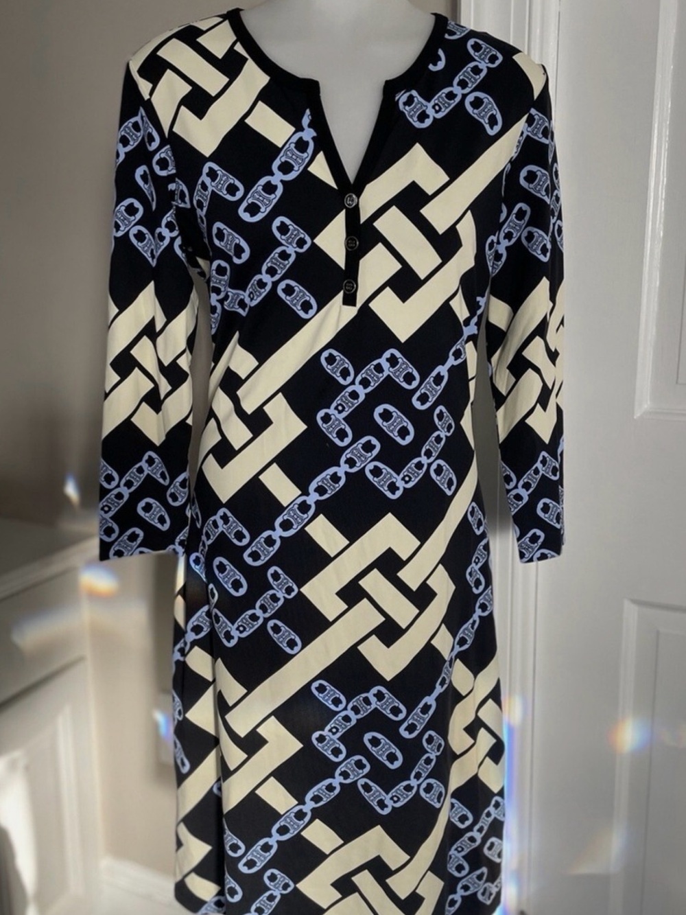 J McGlaughlin Navy & Cream Geometric Chain Print Tunic Dress - Picture 6 of 10